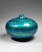 Yrui kinsai aoyū;&nbsp;Blue-glazed&nbsp;tsubo&nbsp;(vessel), ca. 1972