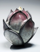 WAKAO KEI (b. 1967), Gray-blue craquelure celadon-glazed lotus-shaped form tipped with gold